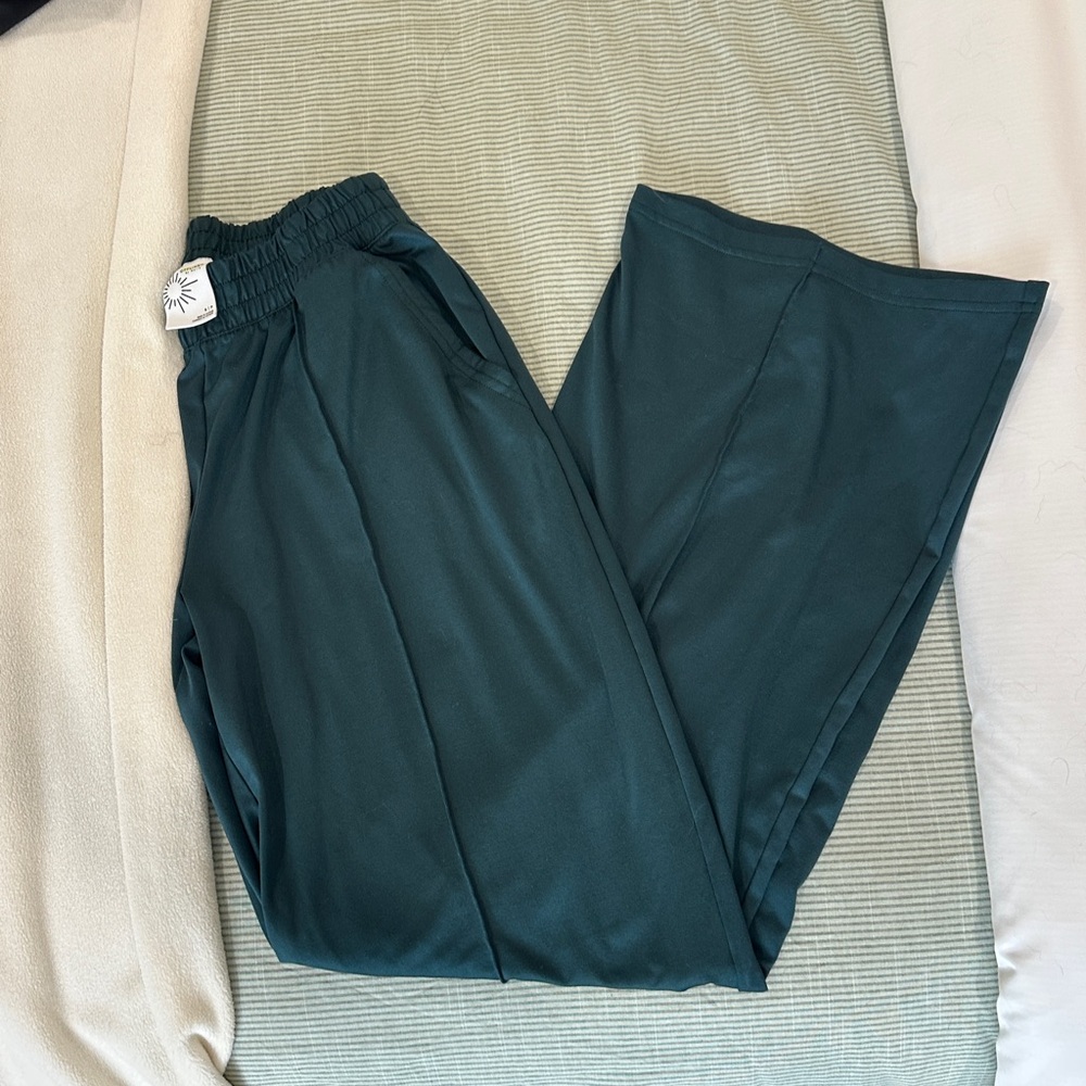 Offline by Aerie Pants